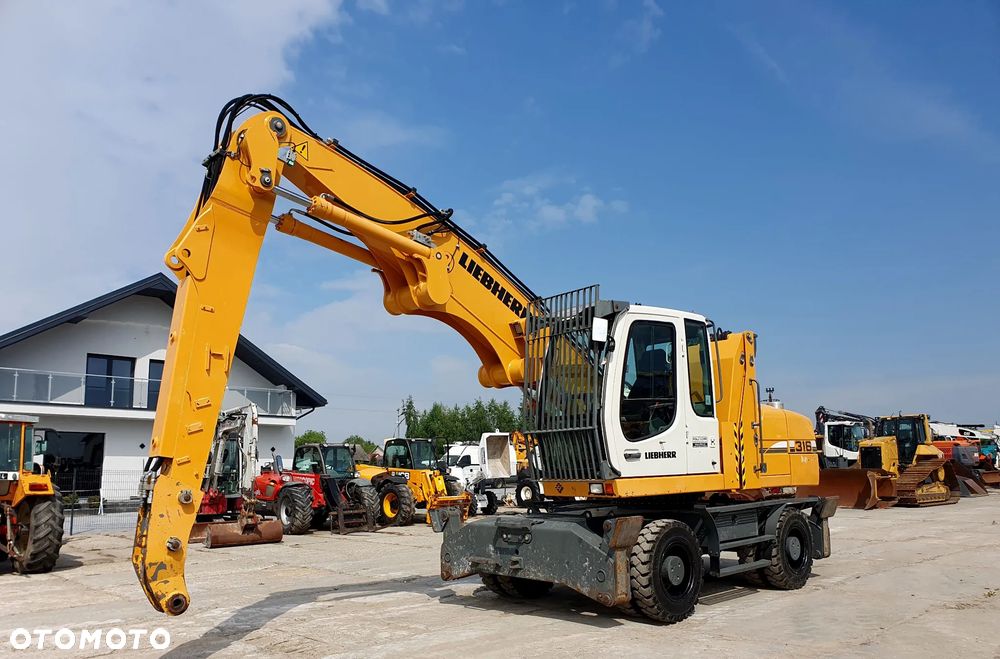 Liebherr A316 - 1
