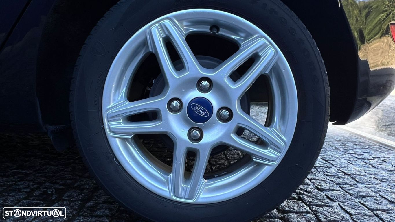 Ford Fiesta 1.5 TDCi Titanium - 12