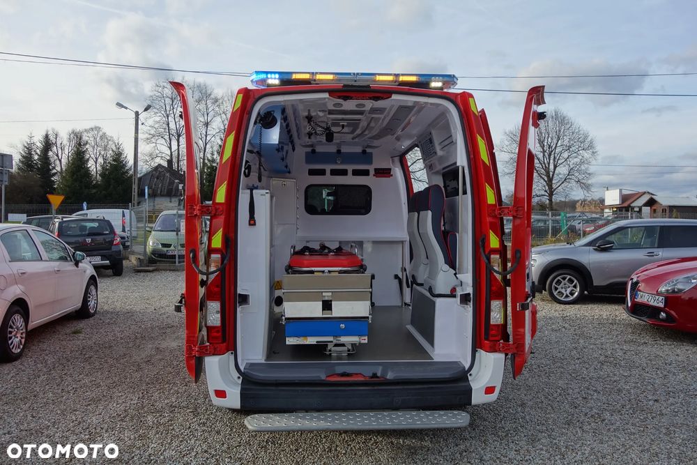 Renault Master , Karetka , Ambulans, Straż Pożarna - 17
