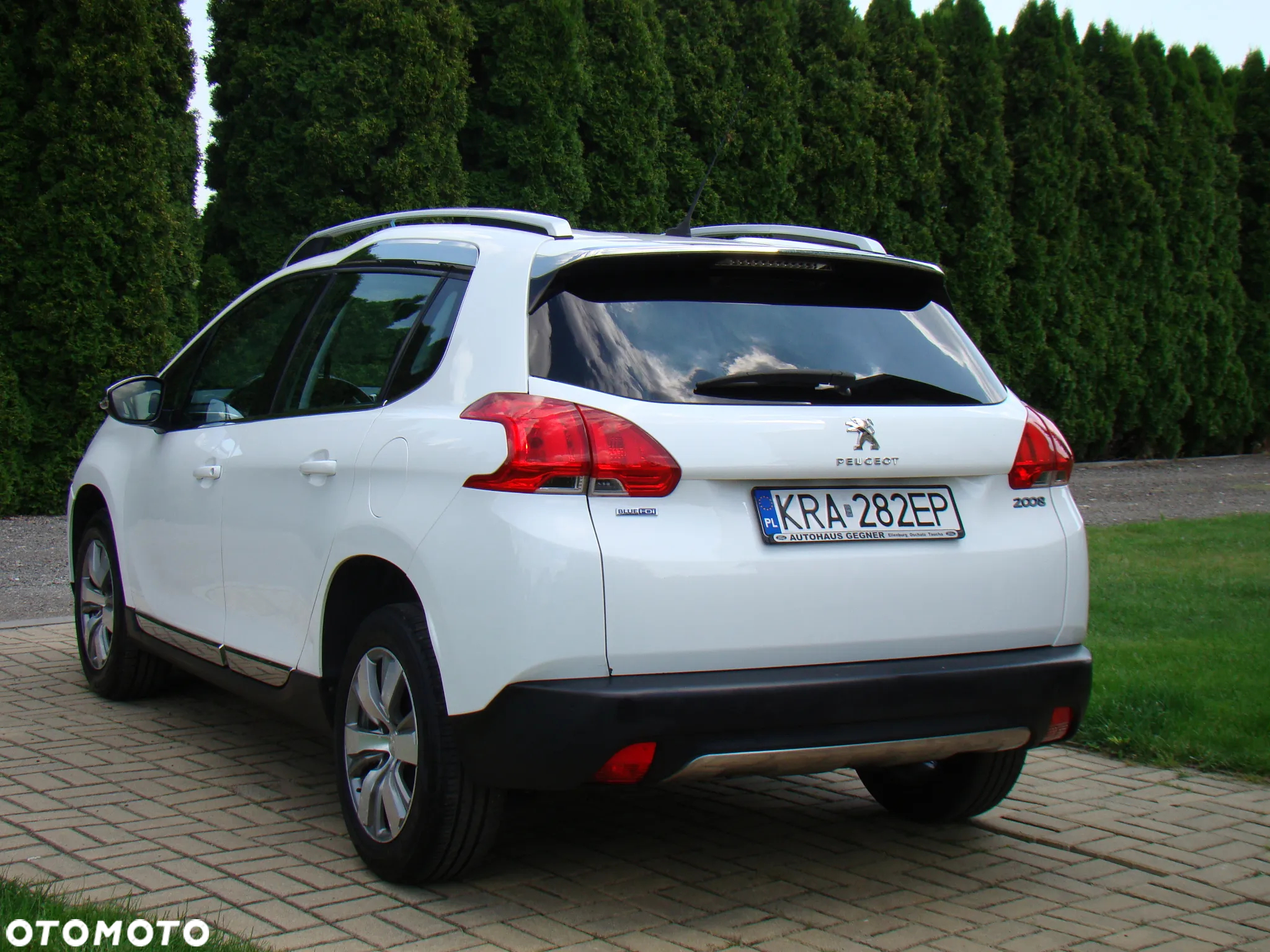 Peugeot 2008 - 7