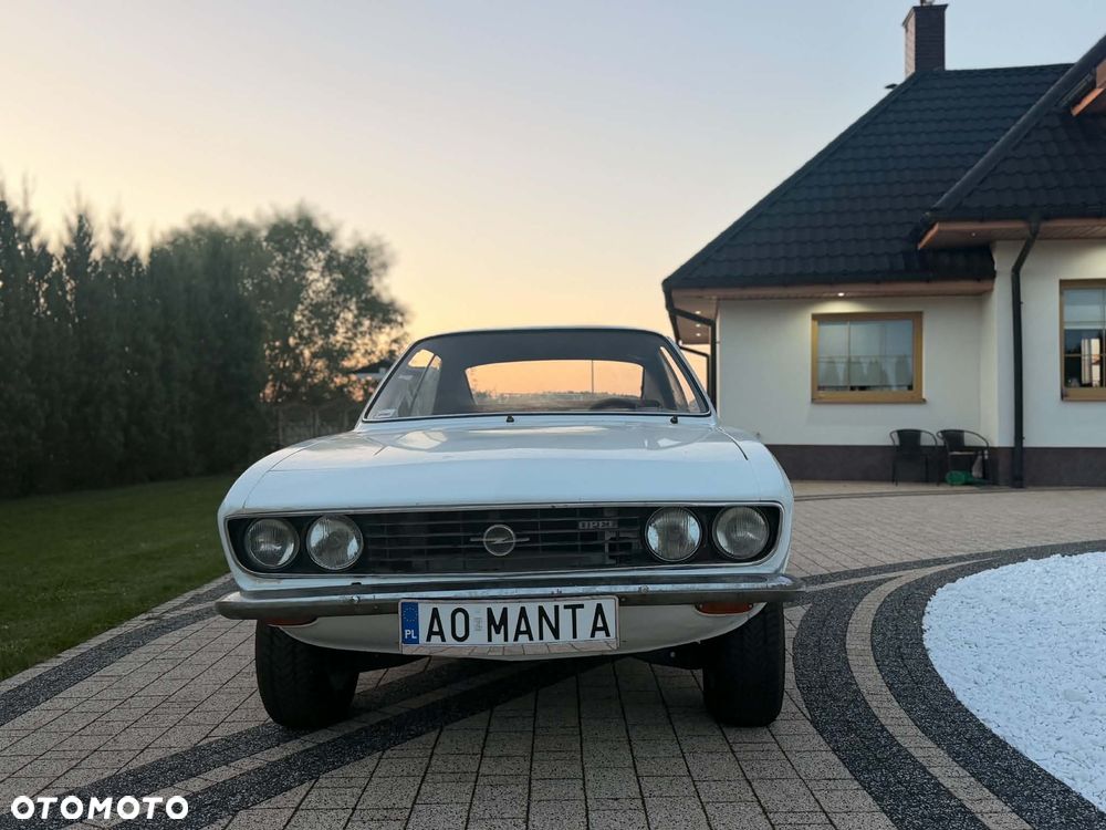 Opel Manta - 1