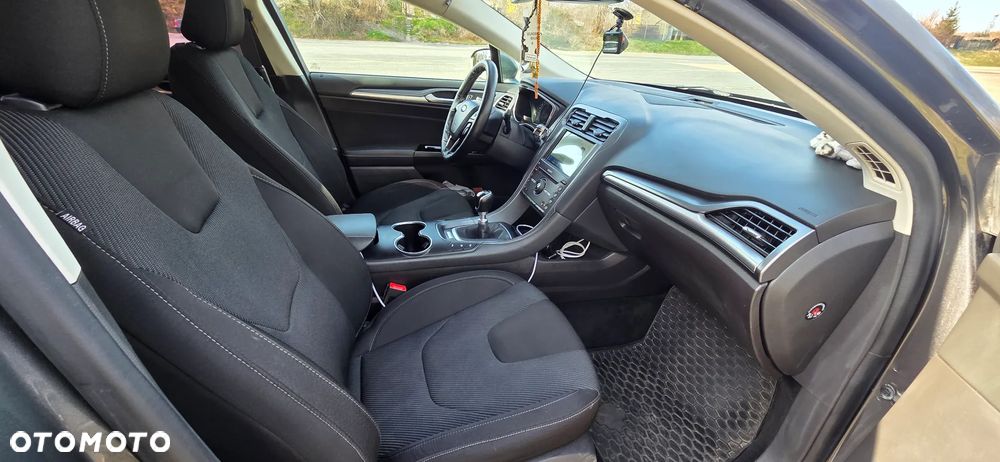 Ford Mondeo 2.0 EcoBlue Titanium - 11