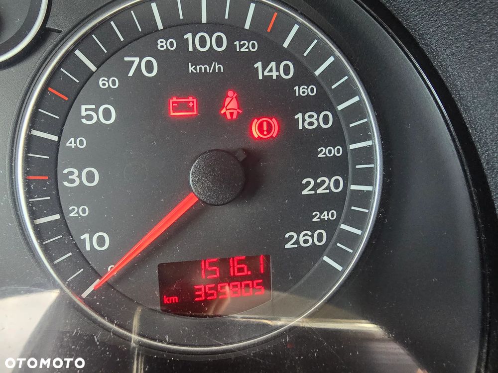 Audi A3 3-drzwiowe 1.9 TDI DPF Ambiente - 8