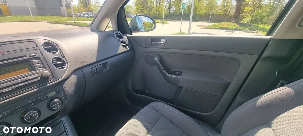 Volkswagen Golf Plus 1.6 FSI Comfortline - 15