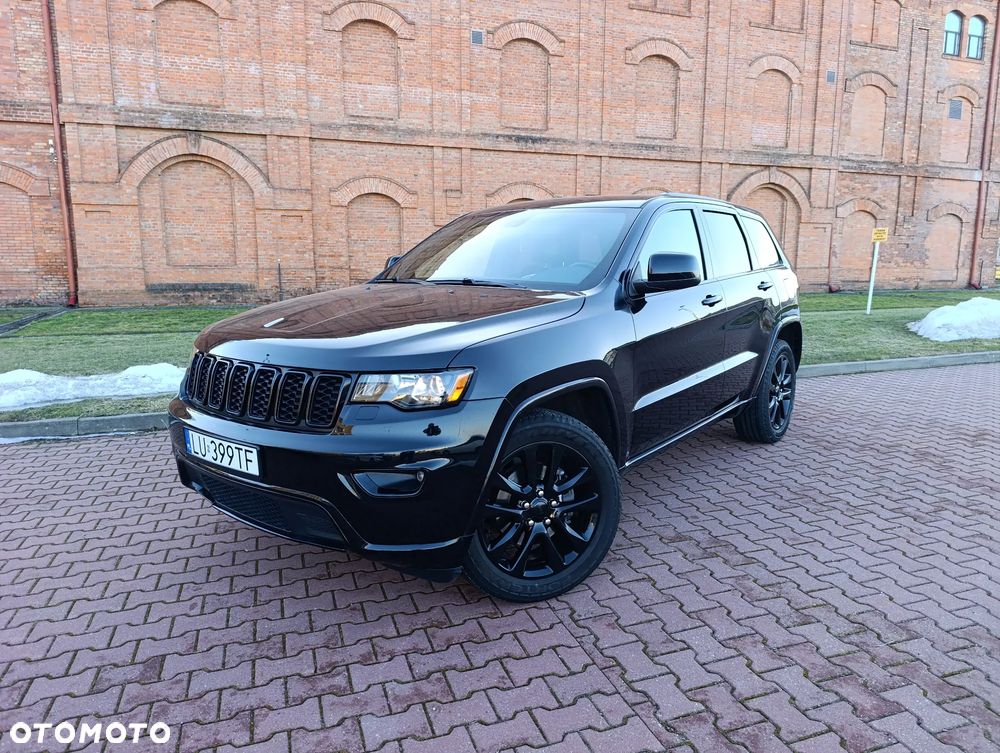 Jeep Grand Cherokee - 13