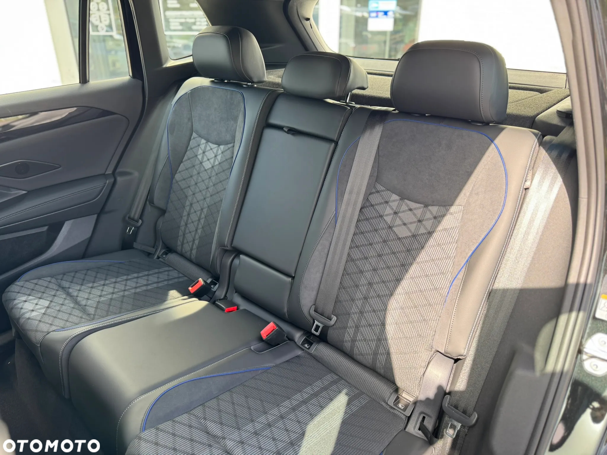 Volkswagen Tiguan 2.0 TDI 4Mot R-Line DSG - 20