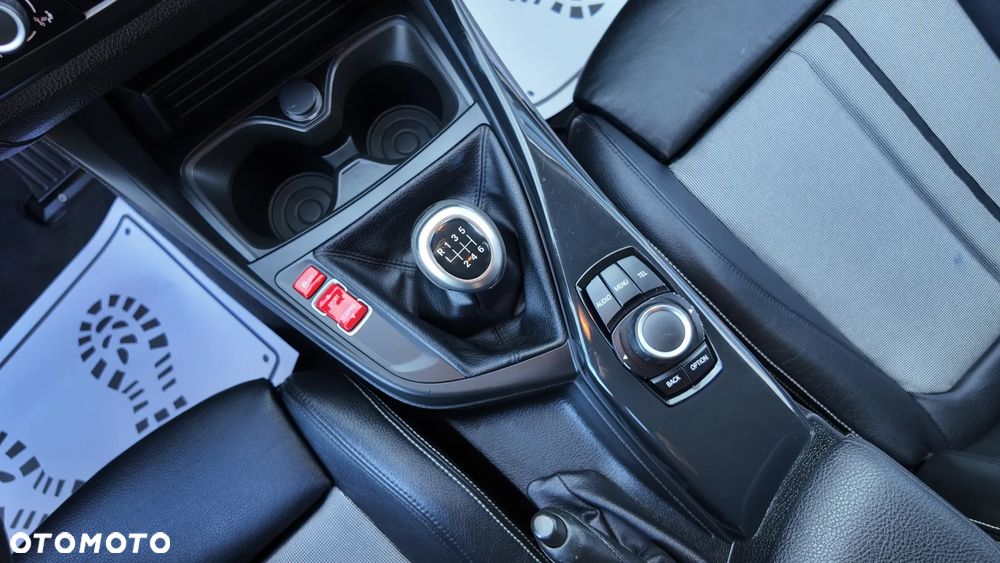 BMW Seria 1 116d EfficientDynamics Urban Line - 22