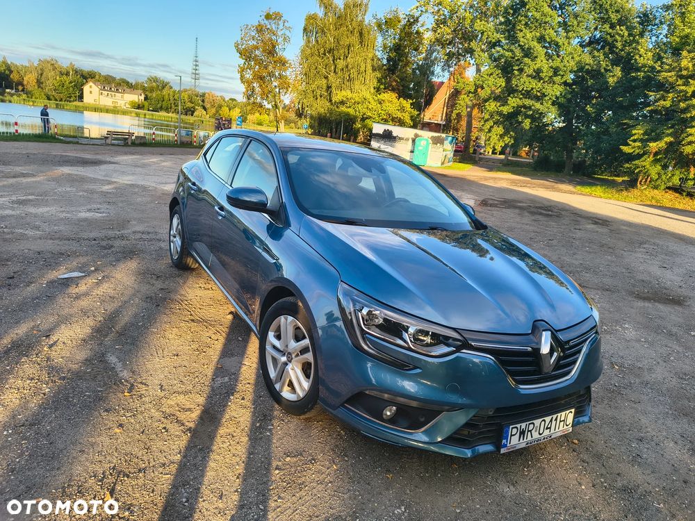 Renault Megane 1.5 dCi Limited EDC EU6 - 10