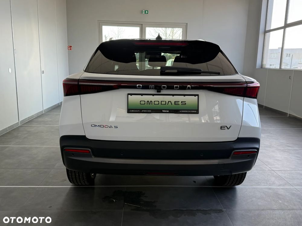Omoda E5 - 7