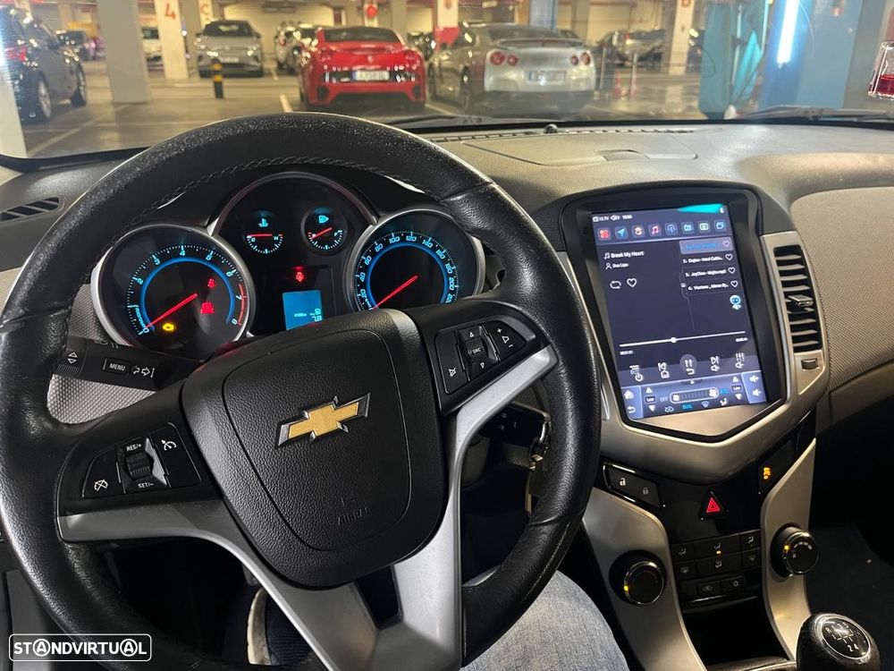 Chevrolet Cruze 1.6 LS - 5