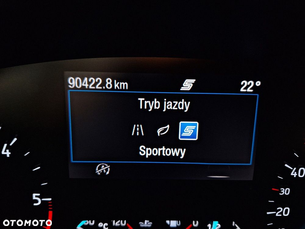 Ford Focus 1.5 EcoBlue Connected - 24