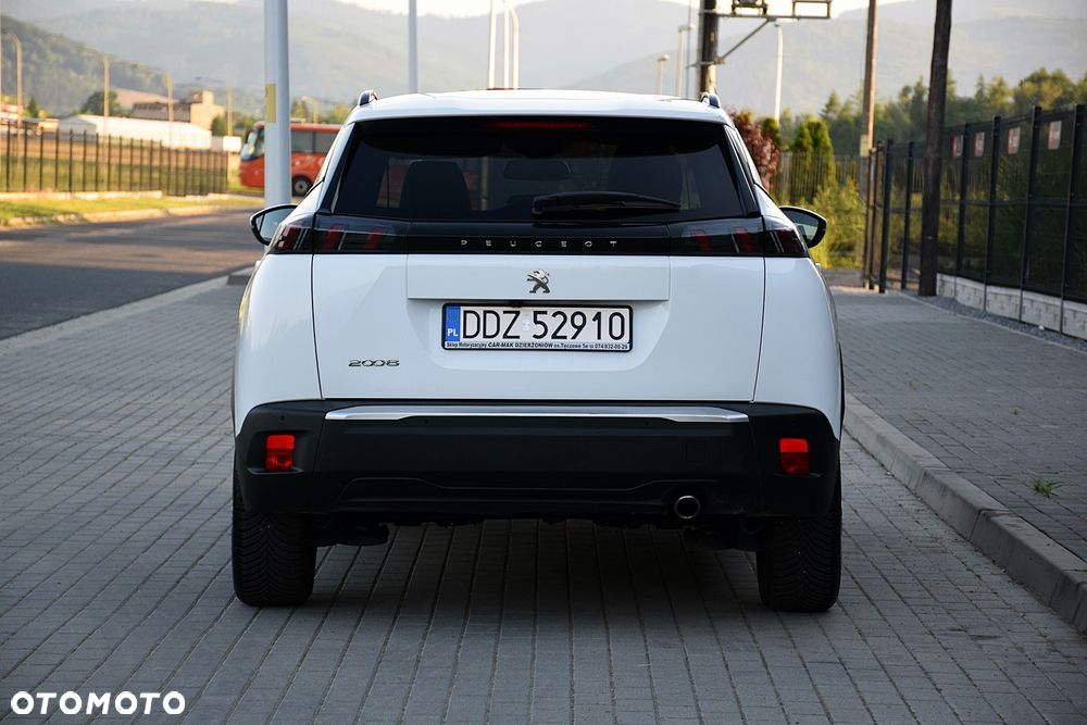 Peugeot 2008 1.5 BlueHDi Allure S&S EAT8 - 8