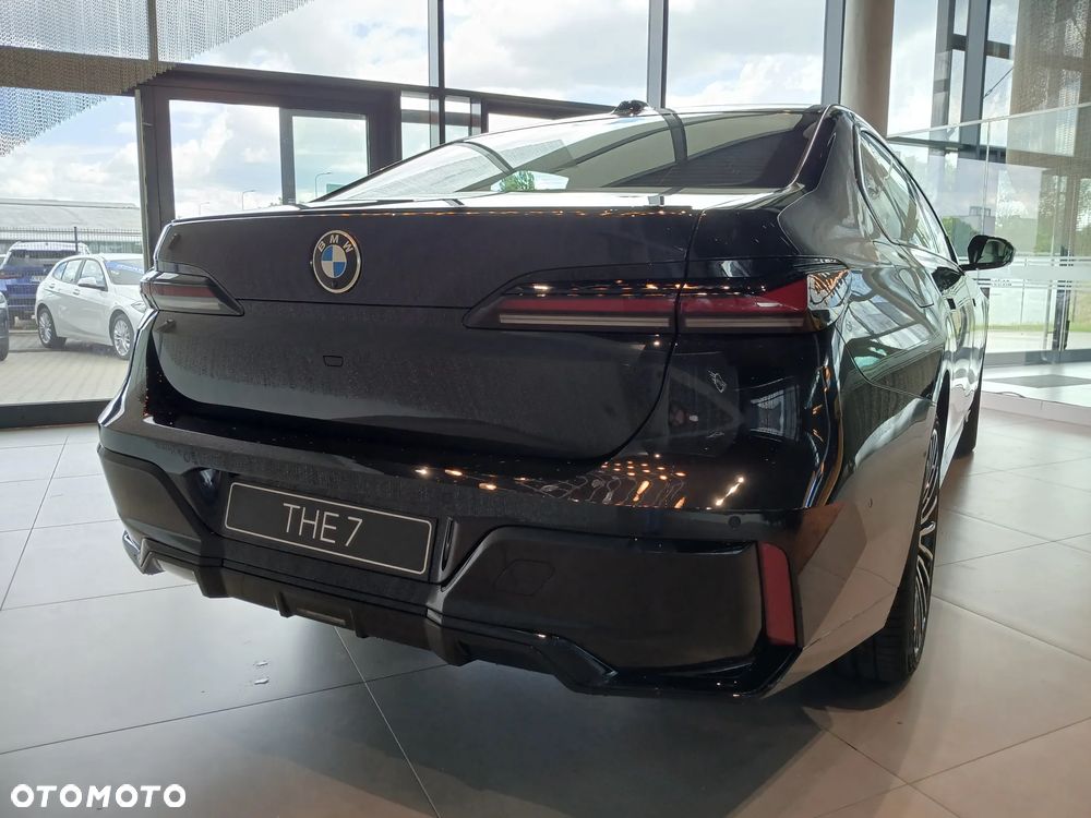 BMW Seria 7 740d xDrive mHEV sport - 9