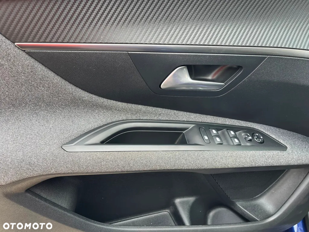 Peugeot 3008 - 11