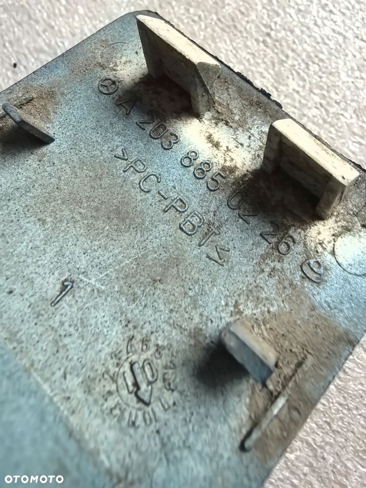 Mercedes C klasa W203 kombi Zaślepka haka tył tylna zderzaka - 3