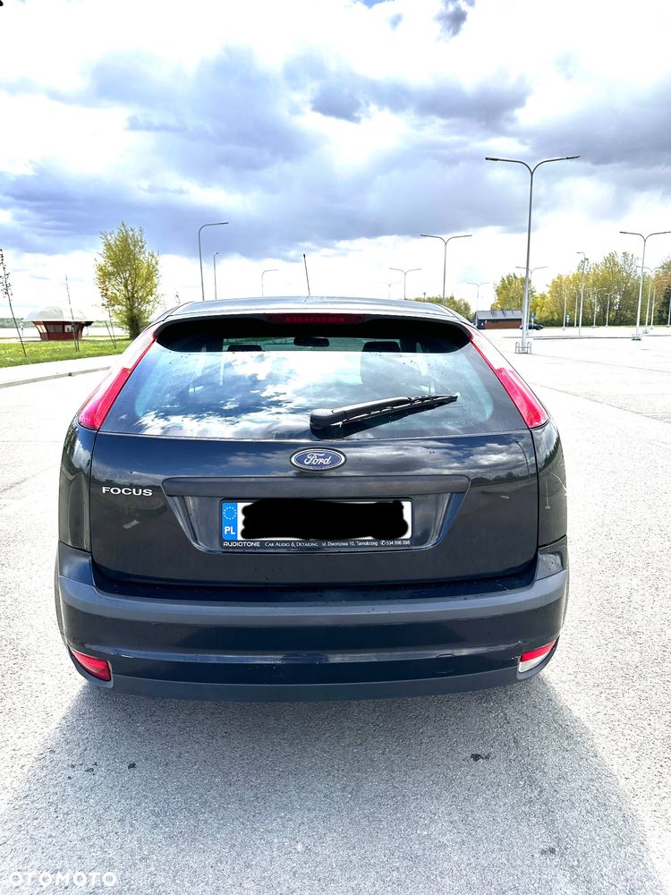 Ford Focus Ambiente - 9