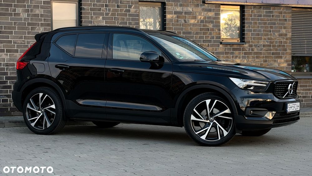 Volvo XC 40 D4 AWD Geartronic R-Design - 9