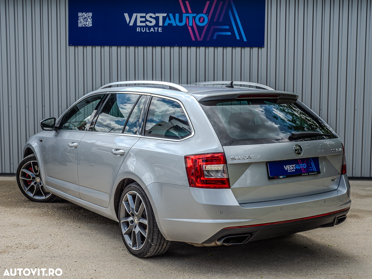 Skoda Octavia Combi Diesel 2.0 TDI DSG RS - 8