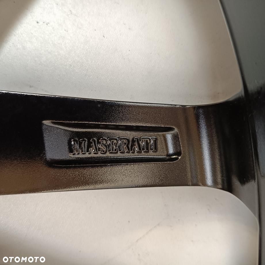 Alufelga 5x114,3 21 Maserati Levante 670163555 (F8950) - 6