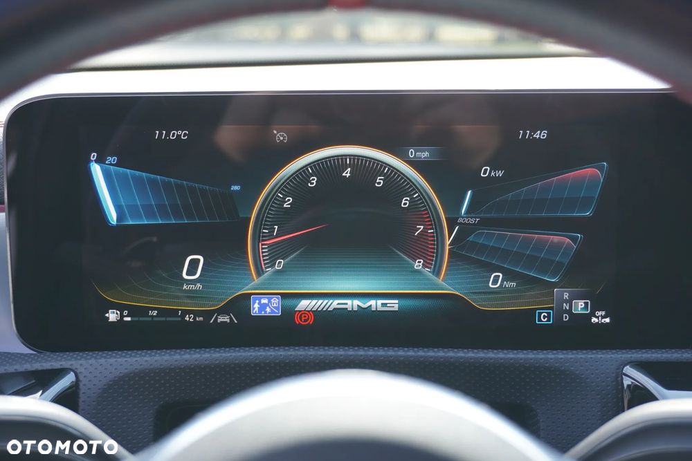 Mercedes-Benz CLA AMG 35 4Matic B AMG Speedshift 7G-DCT - 22
