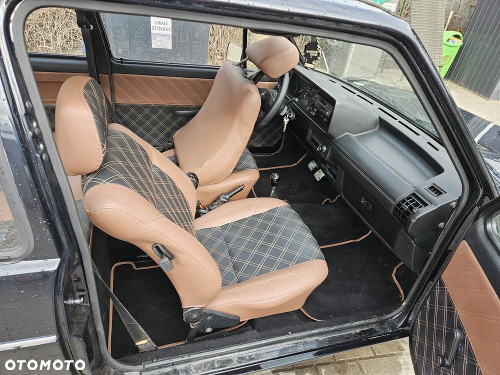 Volkswagen Golf - 11
