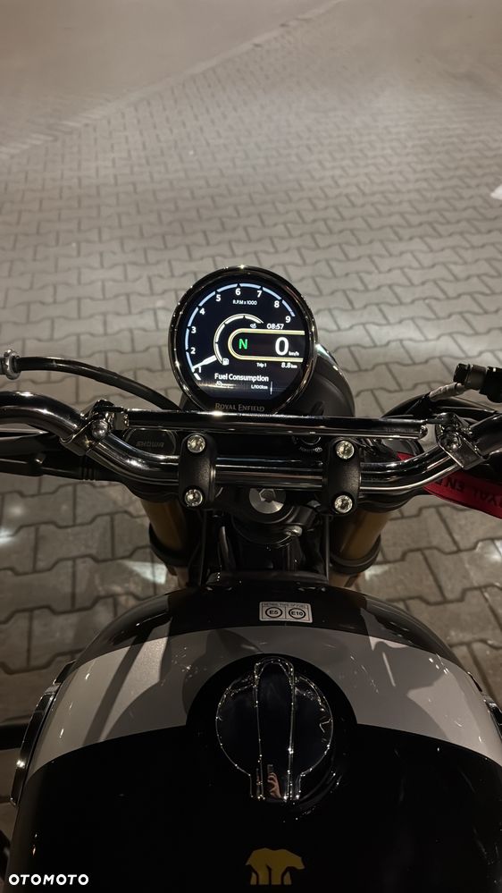 Royal Enfield Bear 650 - 11