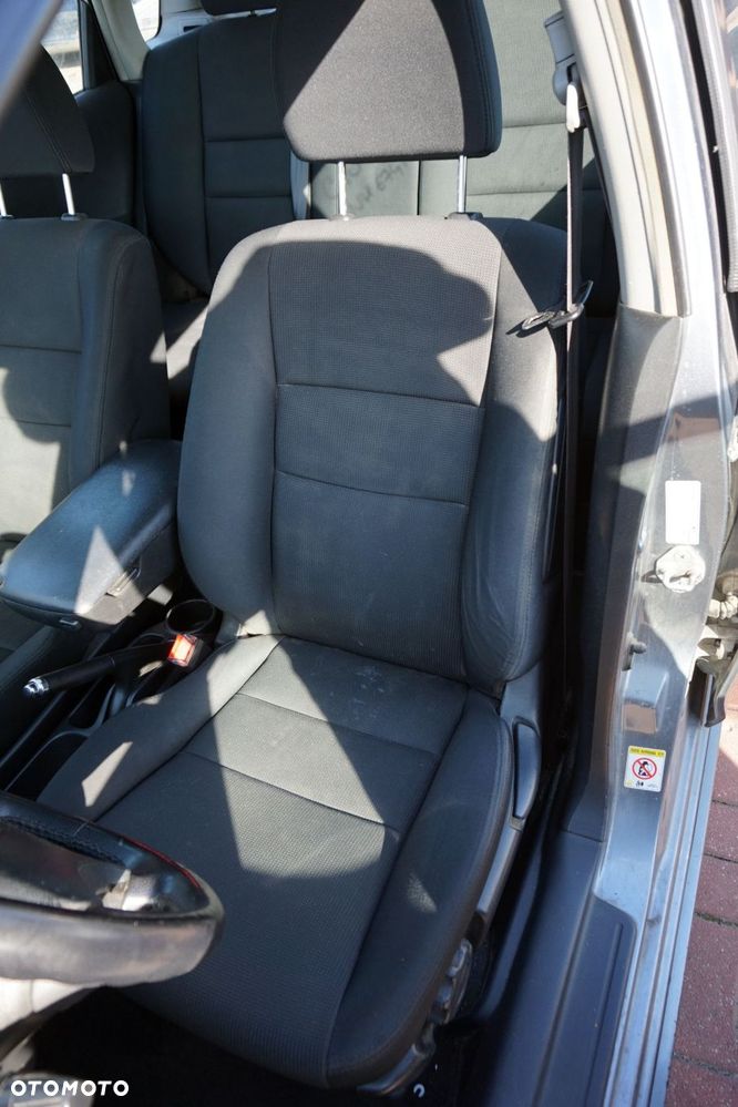 FOTEL PRZEDNI LEWY CIVIC VII LIFT 5D HB PODŁOKIETNIK HONDA 2004-2006 - 1