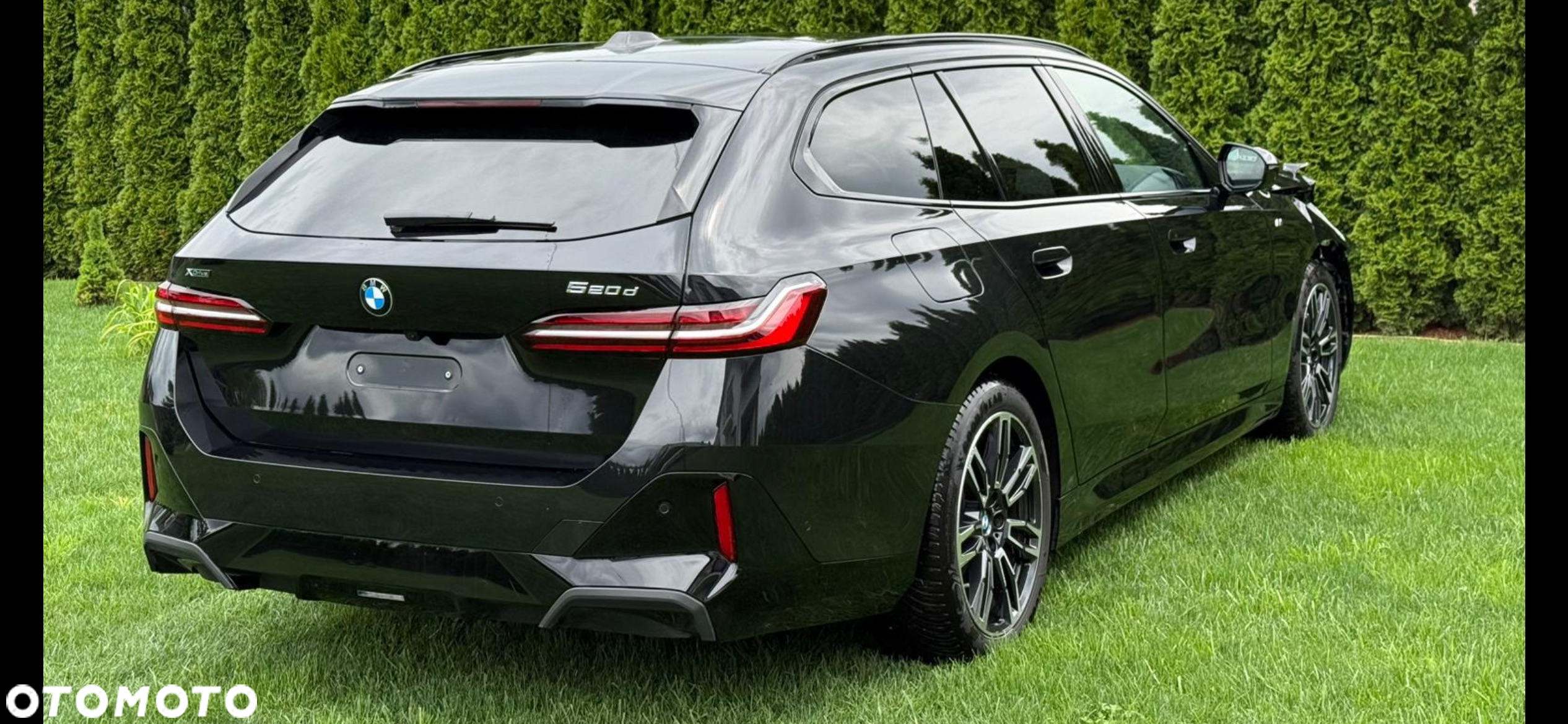 BMW Seria 5 520d xDrive Touring - 4
