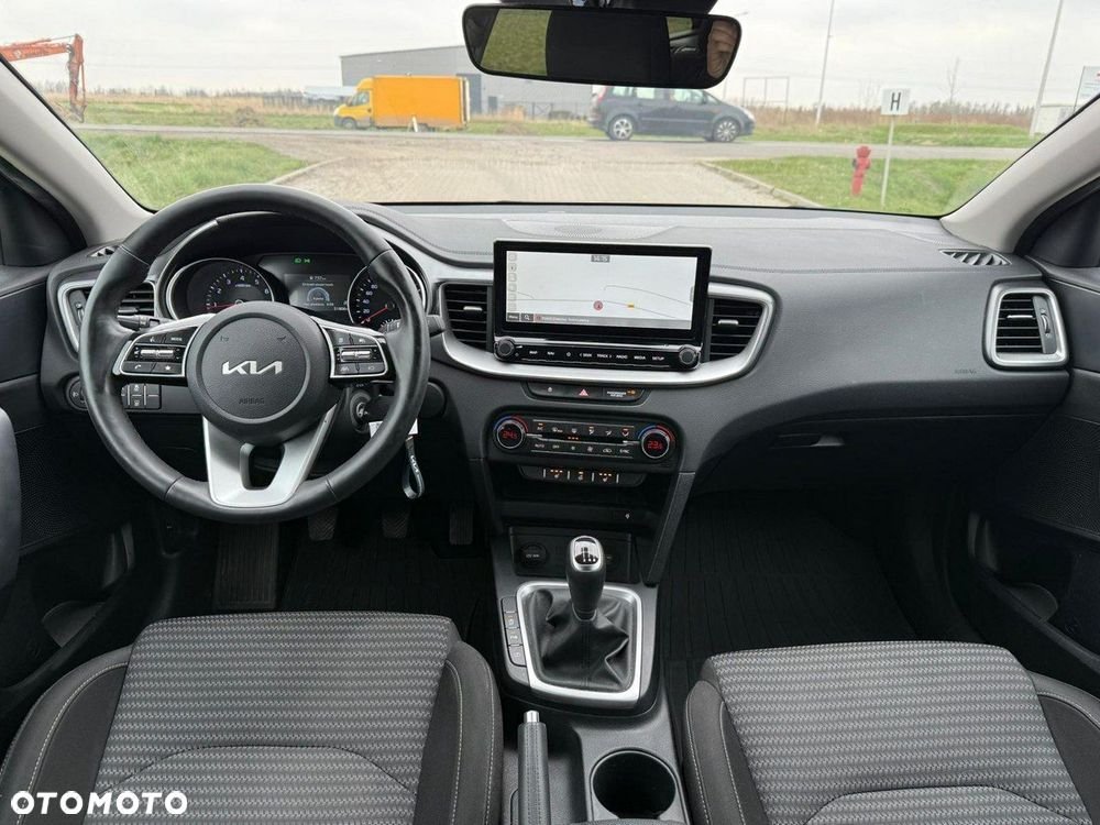 Kia Ceed 1.5 T-GDI Business Line - 22