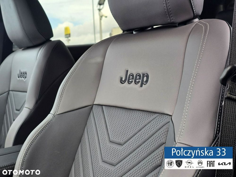 Jeep Compass - 16