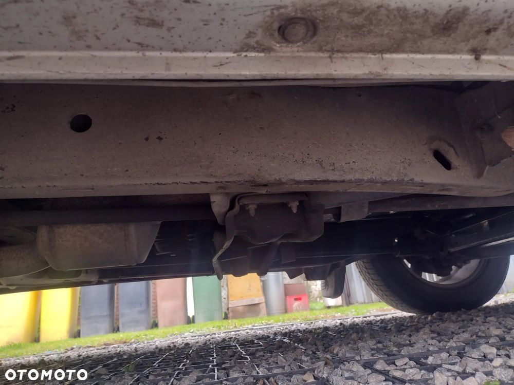 Mercedes-Benz ML - 25