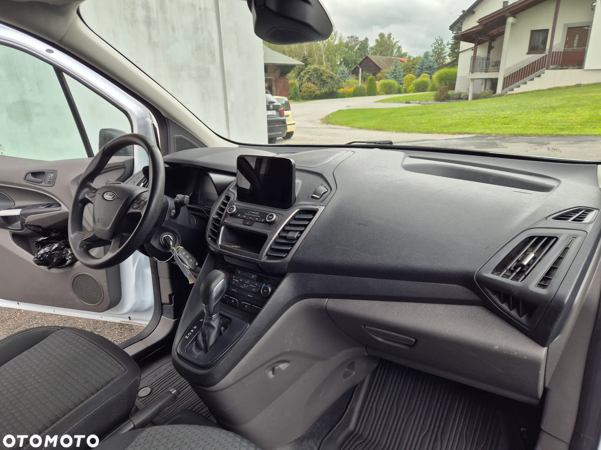 Ford Transit Connect - 14