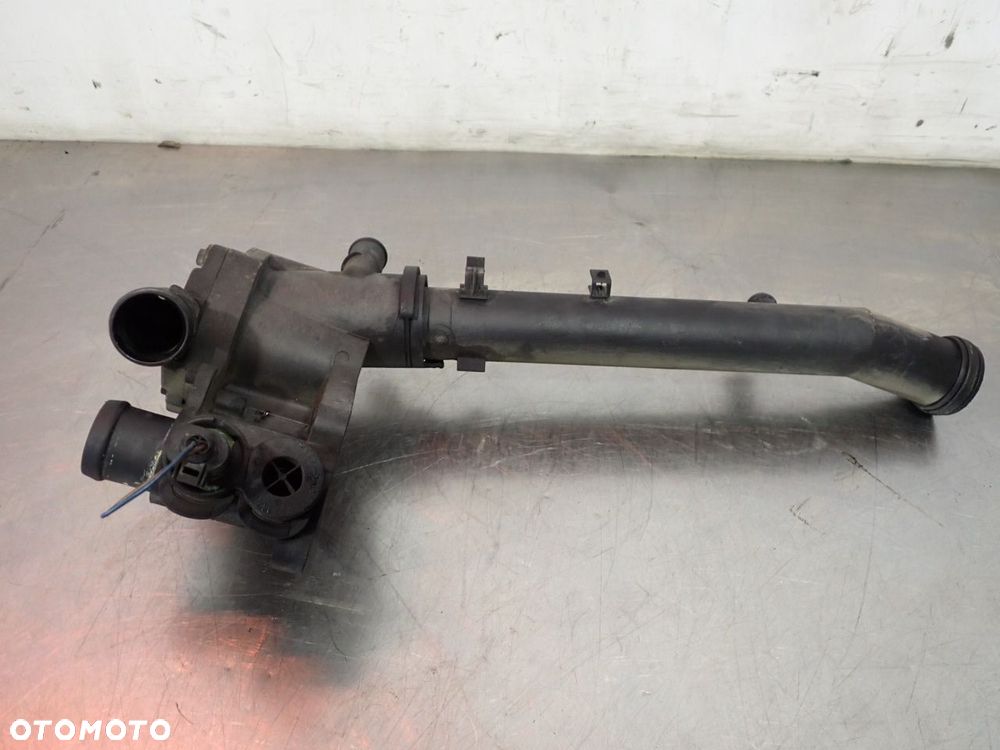 OBUDOWA TERMOSTATU VOLKSWAGEN GOLF V 032121111BM   032121065G - 2