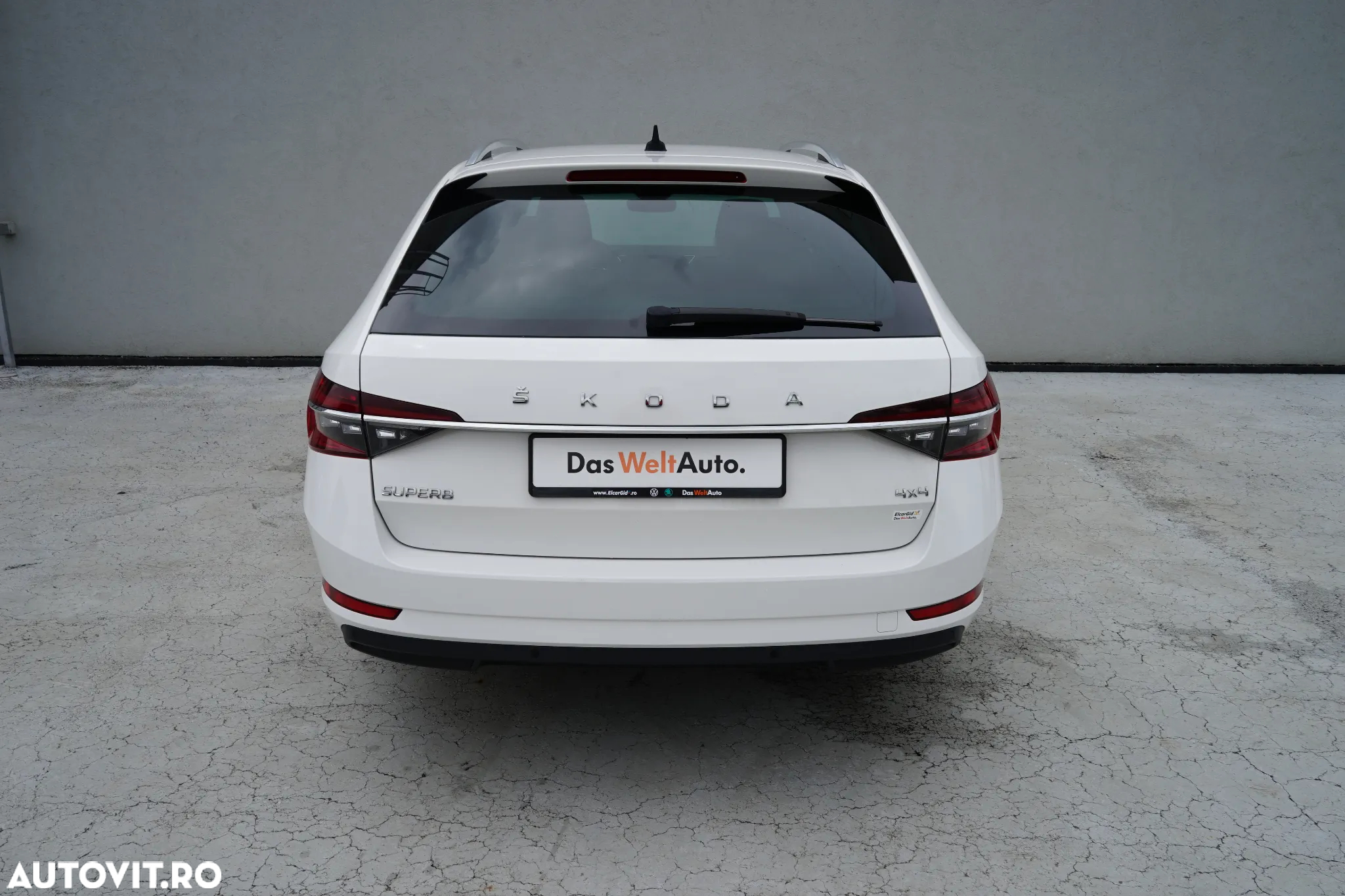 Skoda Superb Combi 2.0 TDI 4X4 DSG Style - 5