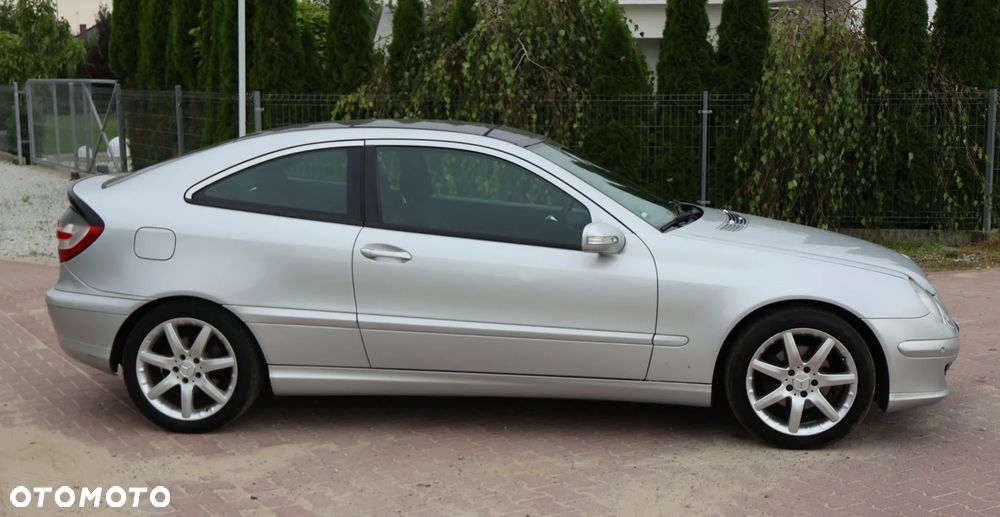 Mercedes-Benz Klasa C 180 Kompressor Automatik - 8