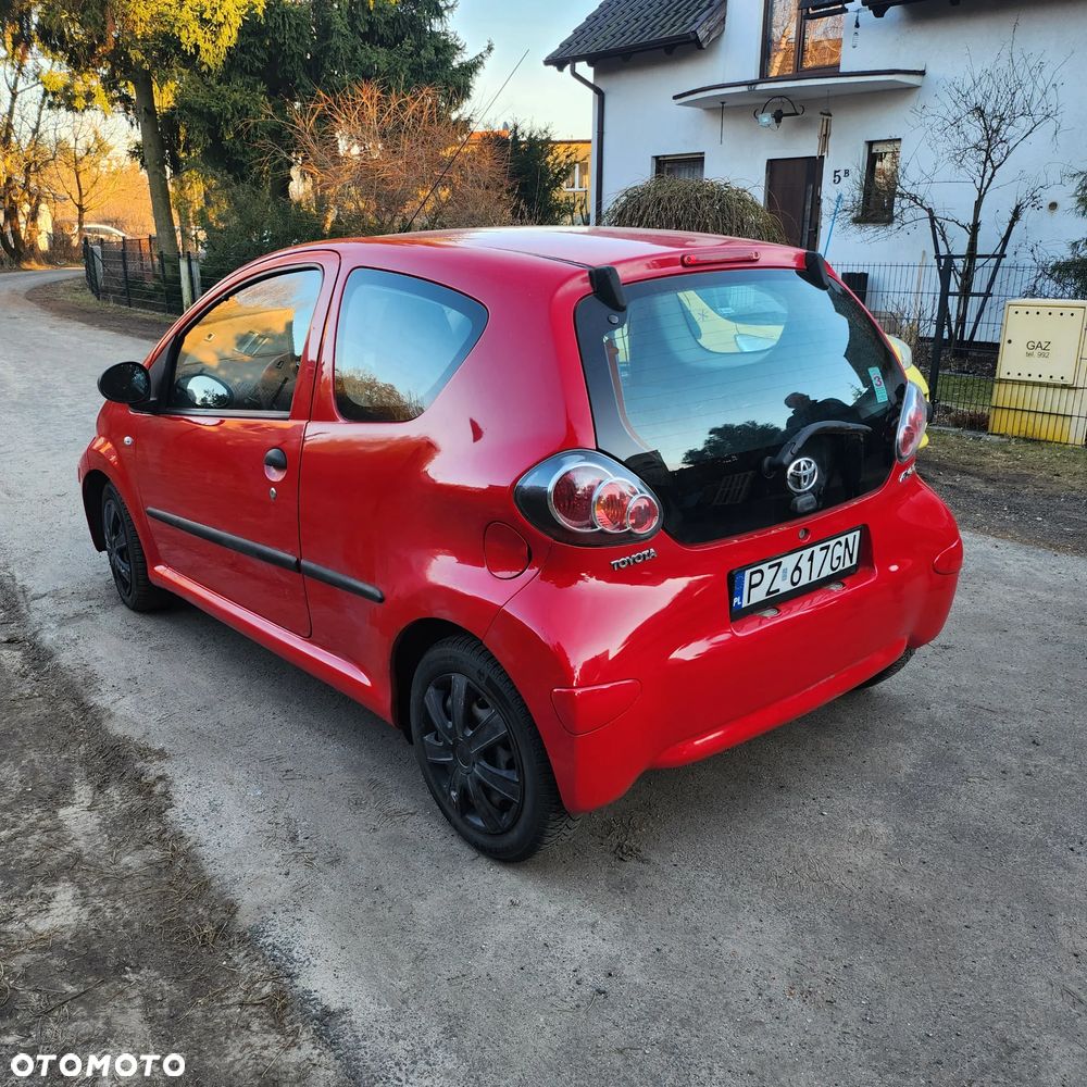 Toyota Aygo Standard - 4