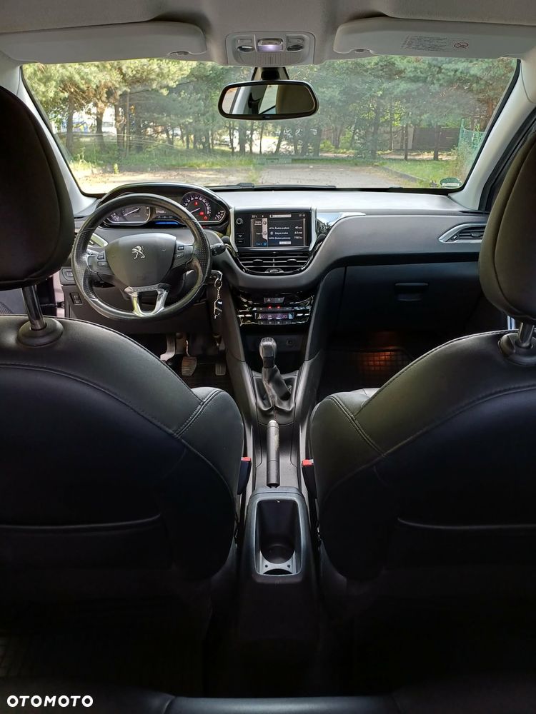Peugeot 208 1.6 VTi Allure - 17