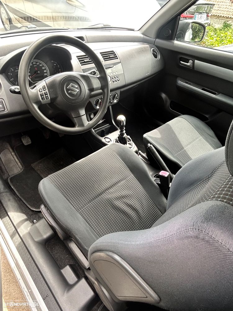 Suzuki Swift - 5