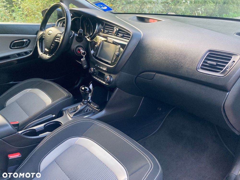 Kia Ceed 1.6 GDI XL DCT - 11