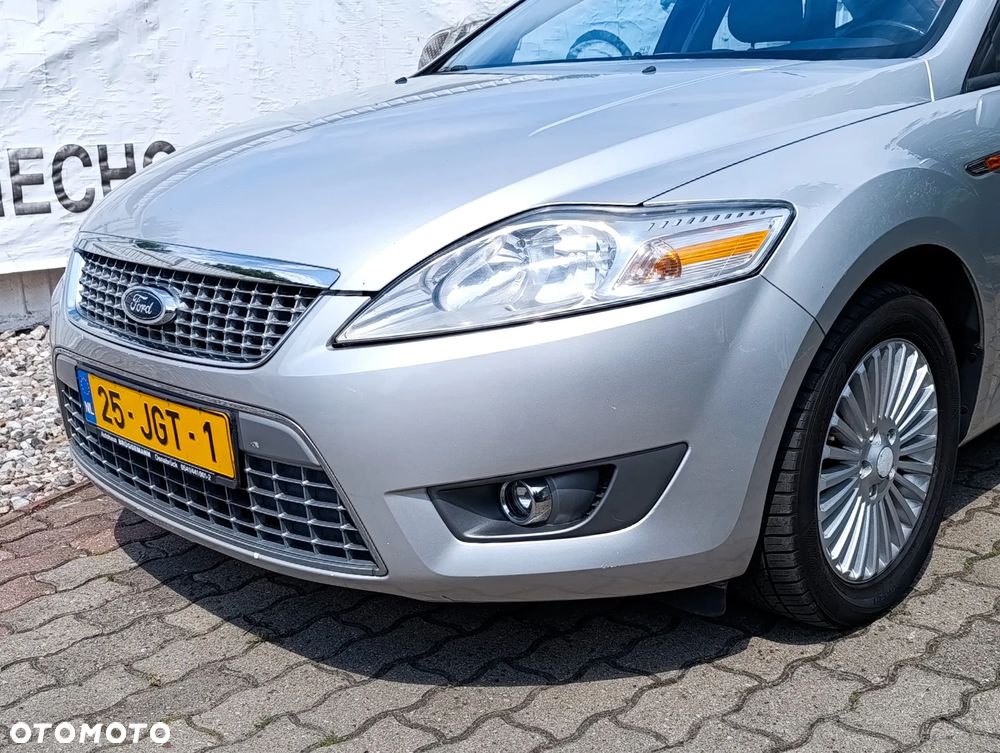 Ford Mondeo - 16