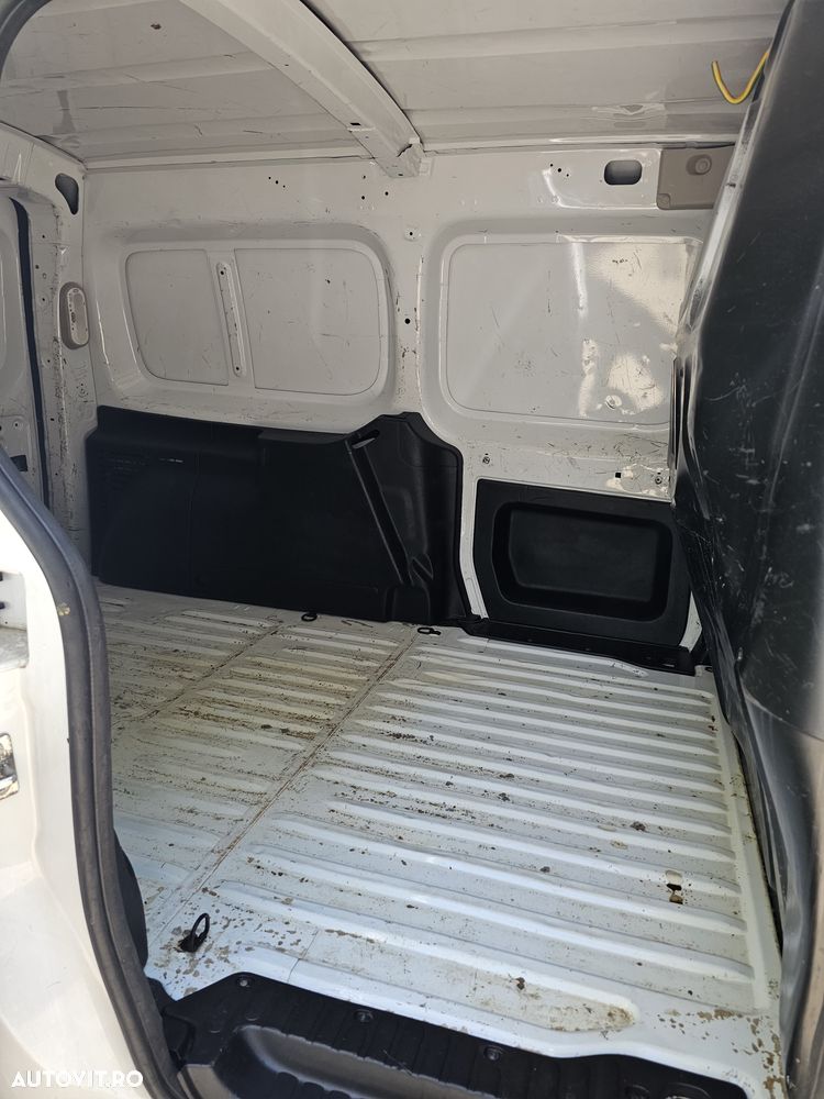 Renault Kangoo 1.5 dCI Expression - 12