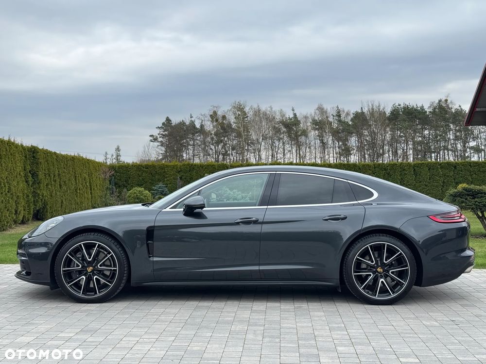 Porsche Panamera 4 - 6