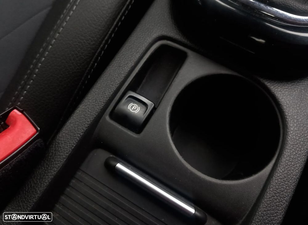 Opel Astra 1.6 CDTI Cosmo S/S J18 - 21