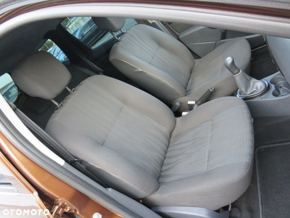 Dacia Duster 1.5 dCi SL Delsey - 36