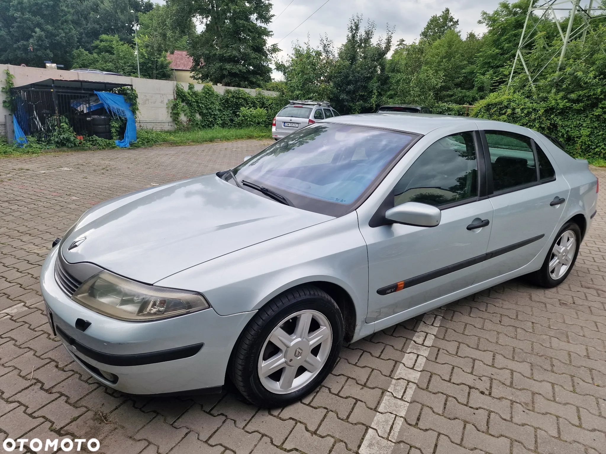 Renault Laguna II 1.6 16V Expression - 1