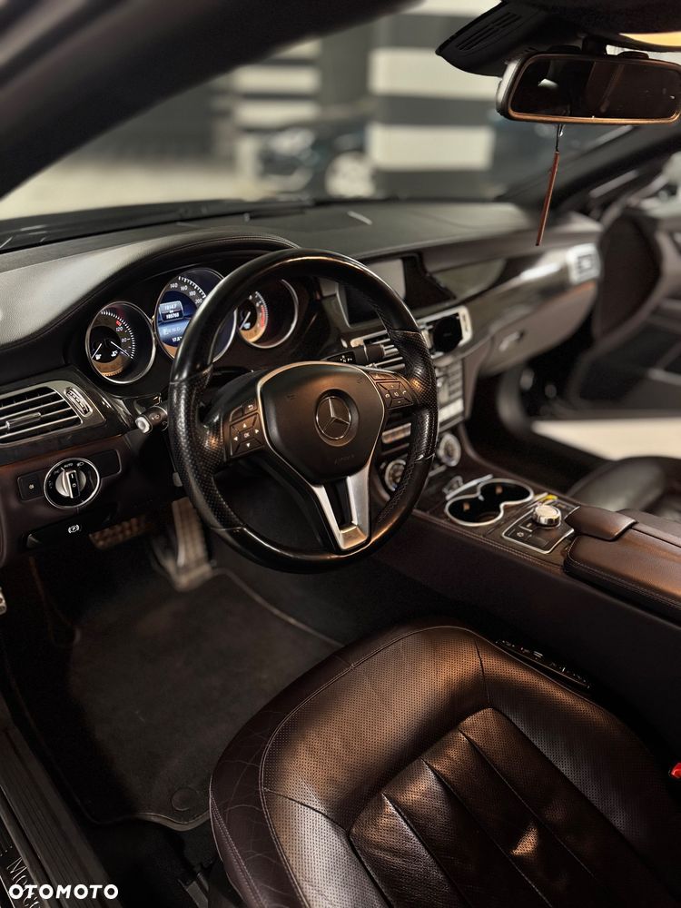 Mercedes-Benz CLS 500 4Matic 7G-TRONIC - 11