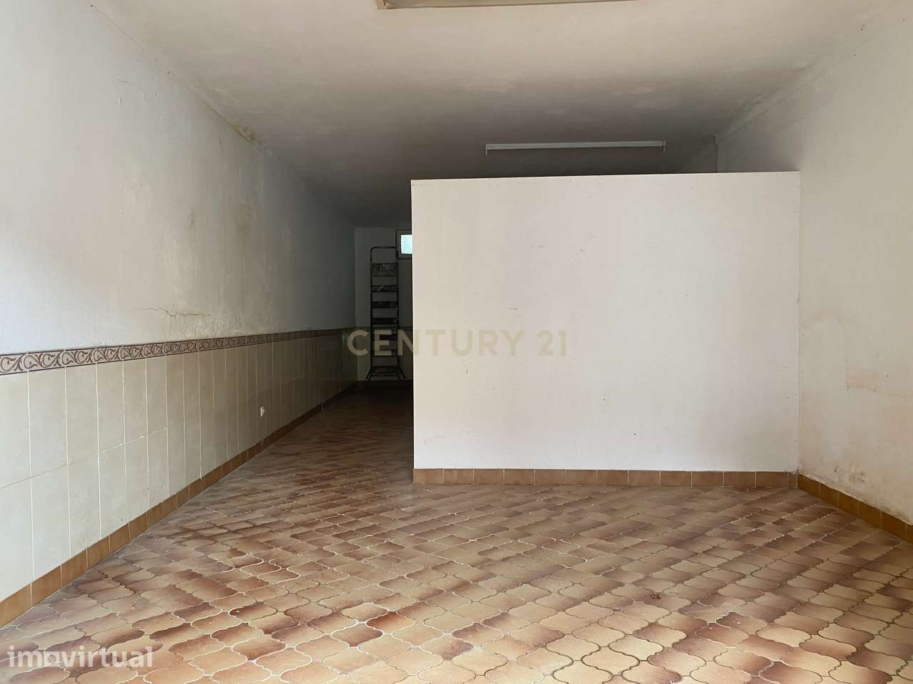 Prédio 2 pisos em Setúbal - Grande imagem: 2/15