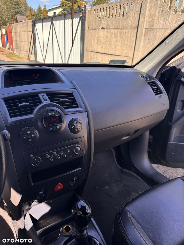 Renault Megane 2.0 Sport - 7
