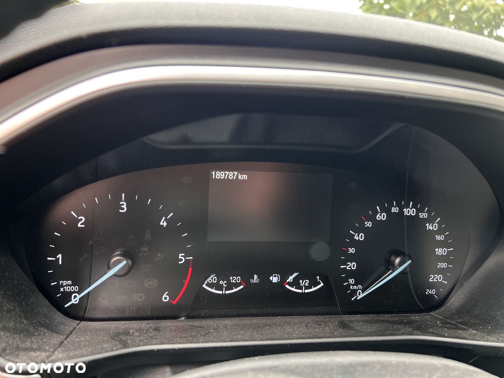 Ford Focus - 8
