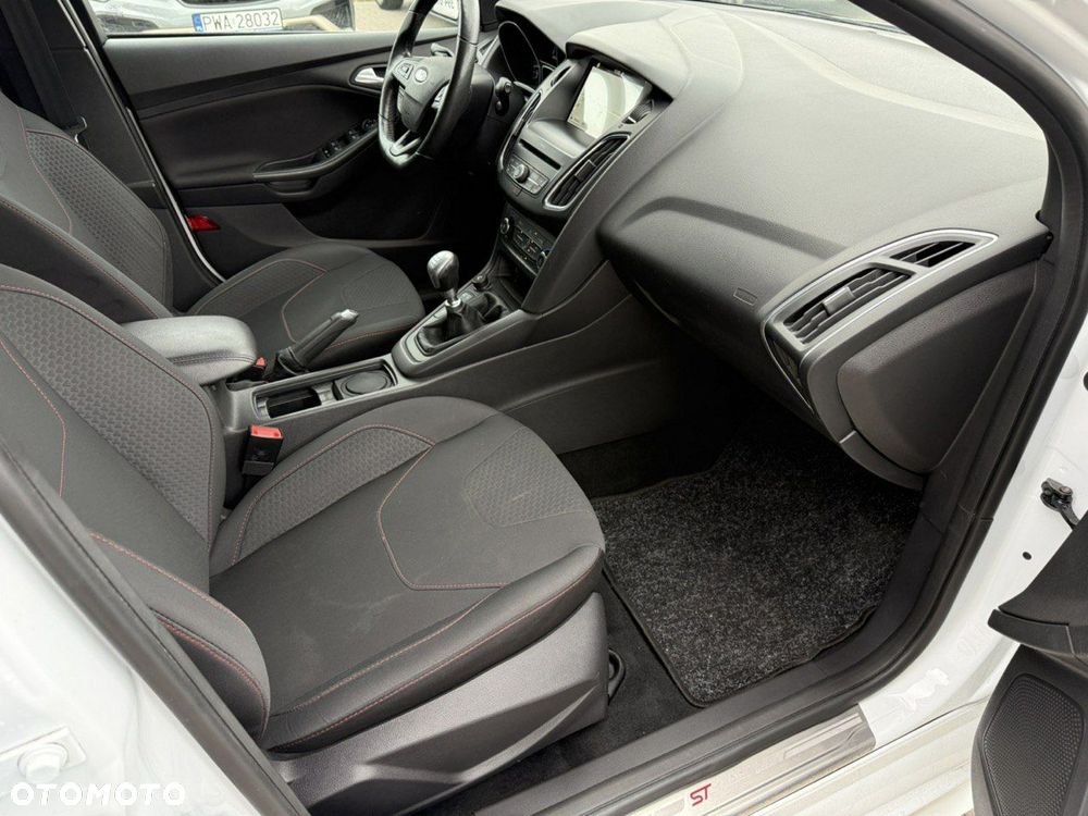 Ford Focus 1.0 EcoBoost ST-Line Black ASS - 13